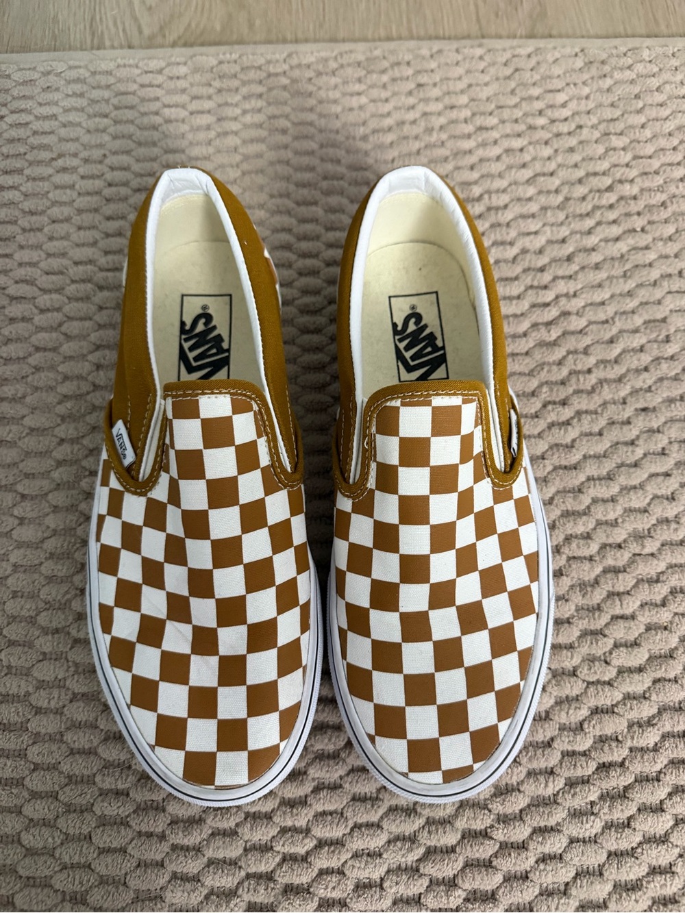 Vans classic Slip-On Checkerboard Sneakers - Brown/White - Womens 8.5